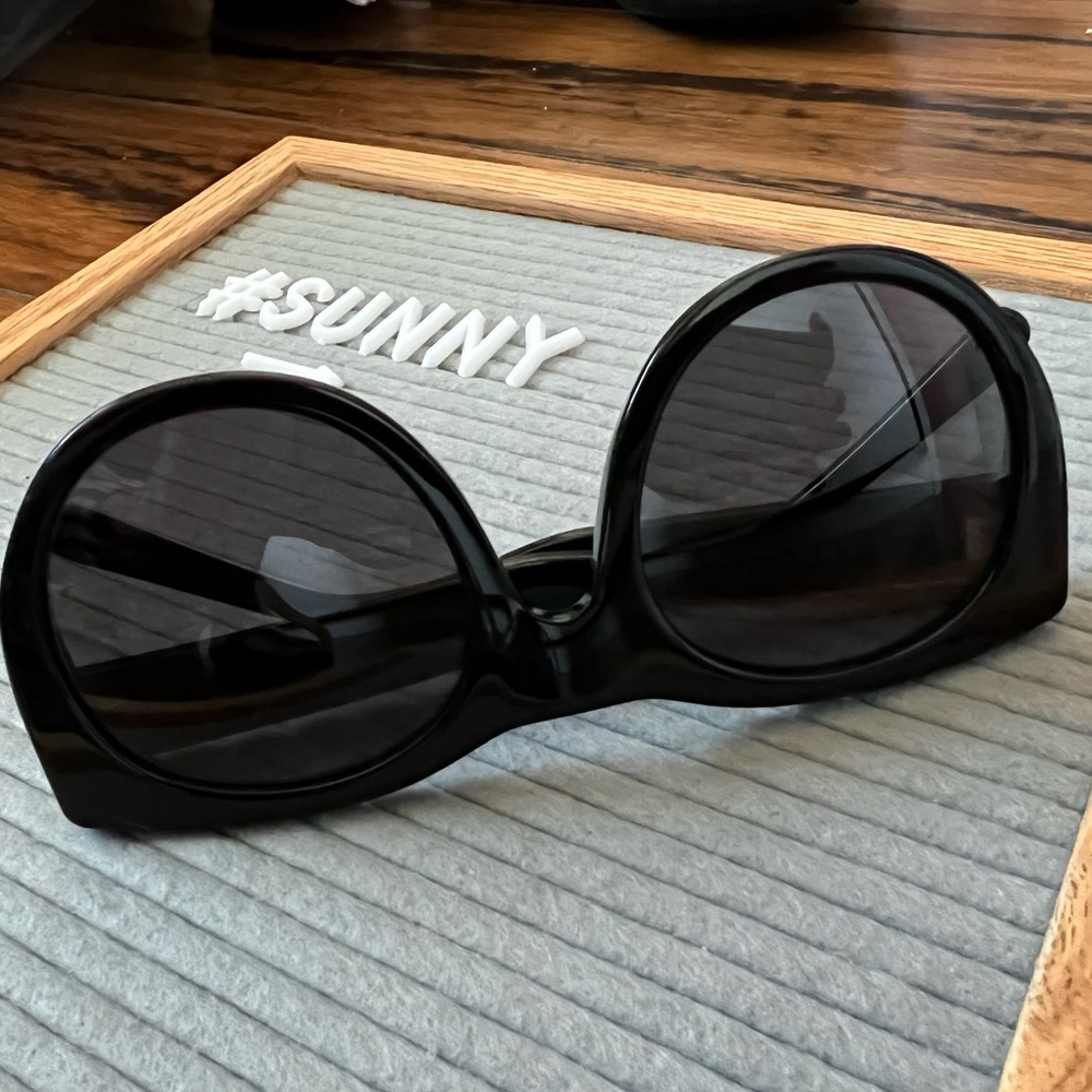 DIFF Charitable Eyewear RAEN Durante Sunglasses - Black